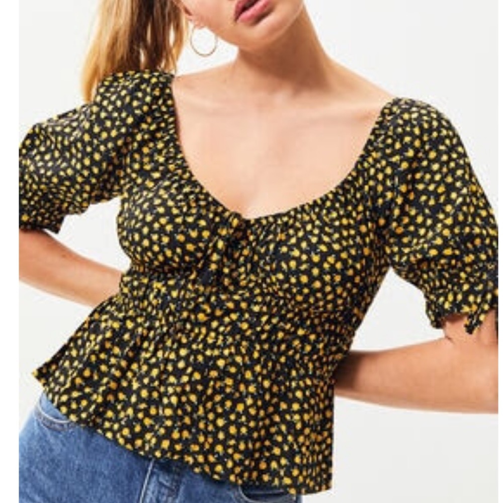 LA Hearts Detail Woven Top